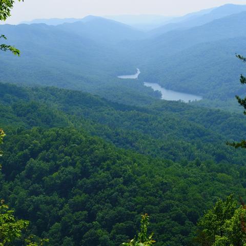 甘肃兰州今日多云转晴气温回升，适宜出行