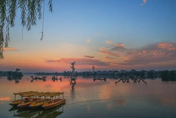 淮阳天气预报，古老龙湖上空的风云变幻